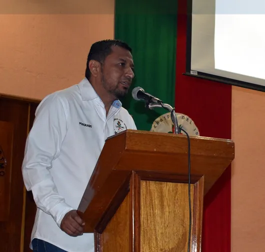 Dr. Edwin Román Hernández